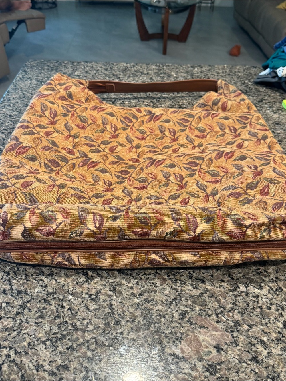 1980s Vintage Sharif Americana Travel Garment Bag. Over the shoulder.